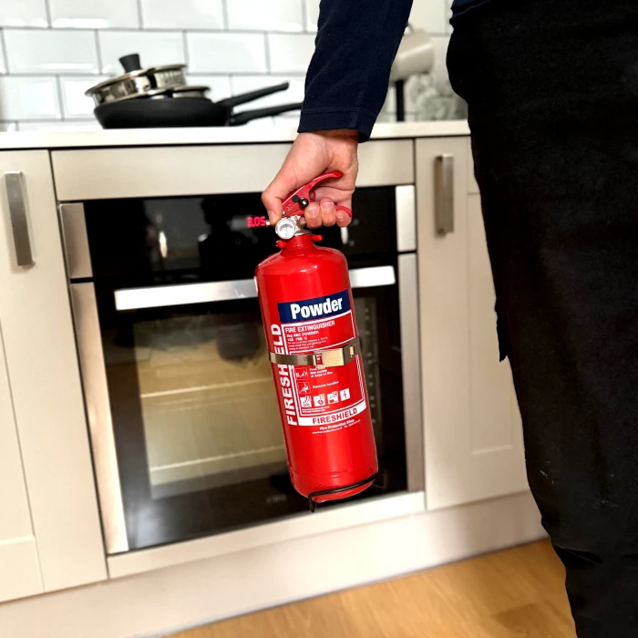 dry-powder-fire-extinguisher-in-the-kitchen-(2)-edit