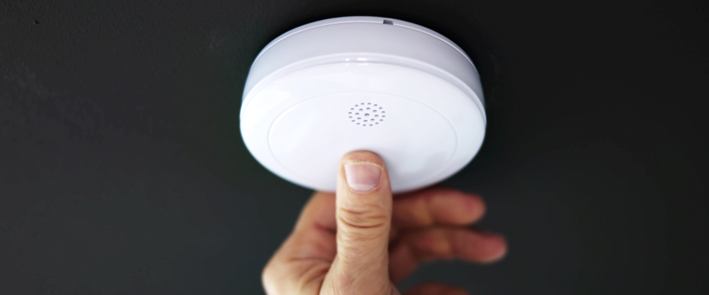 resetting-a-smoke-alarm